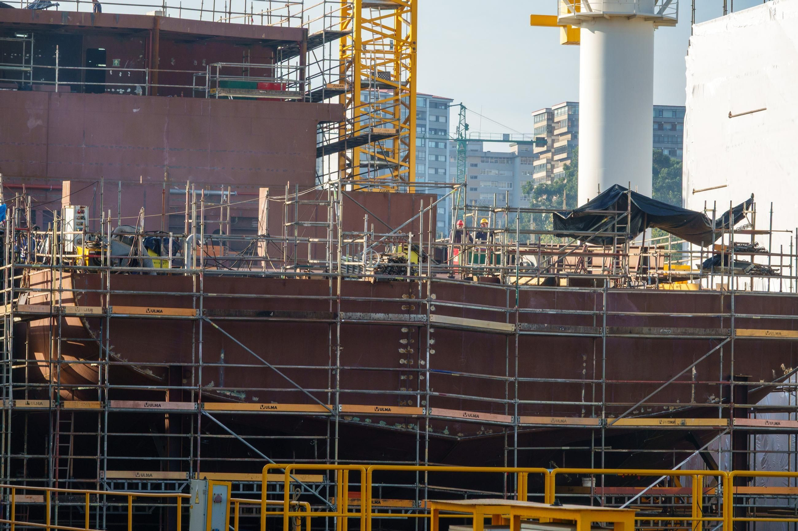 La industria viguesa redujo el paro un 14% en el último año.