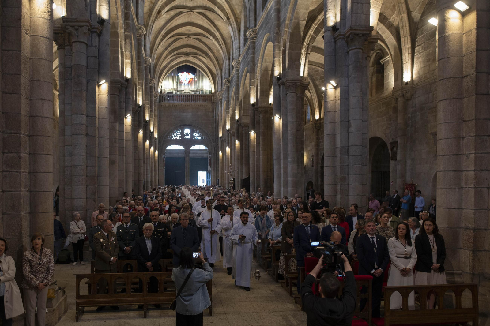 Galería | Ourense celebra con solemnidad el día del Corpus Christi