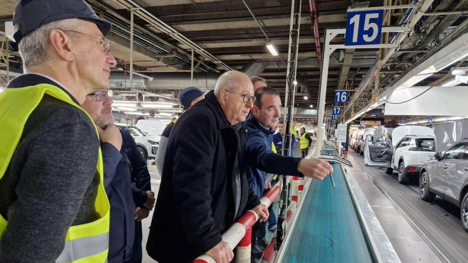 El director de operaciones de Stellantis, Jean Philippe Imparato, el jueves en su visita a la planta de Vigo.