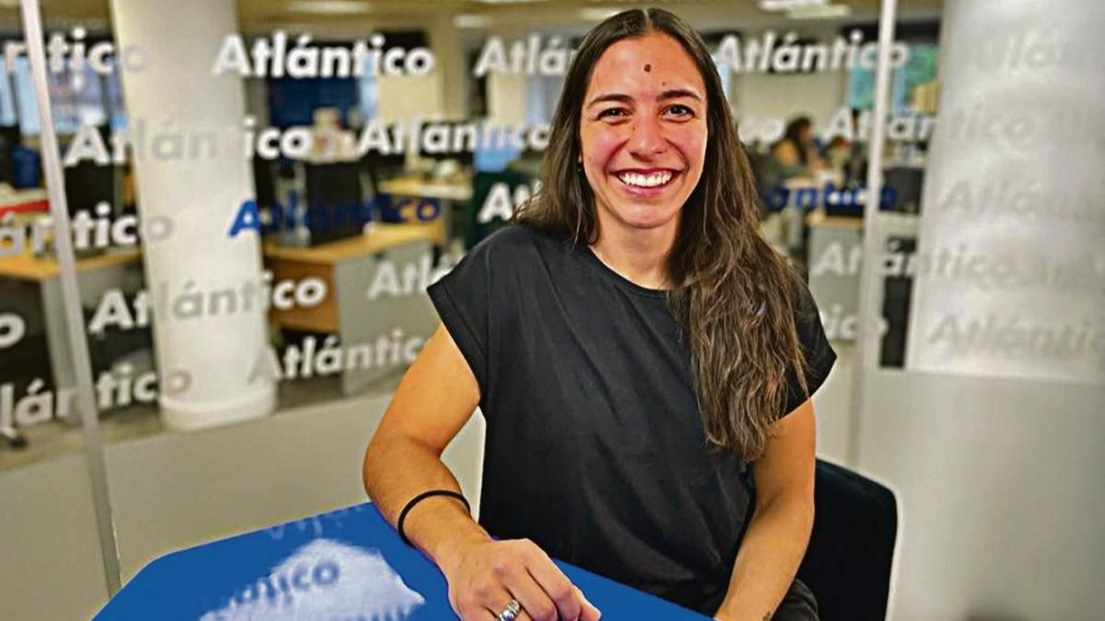La guardesa Estela Doiro acudió al set de Atlántico.