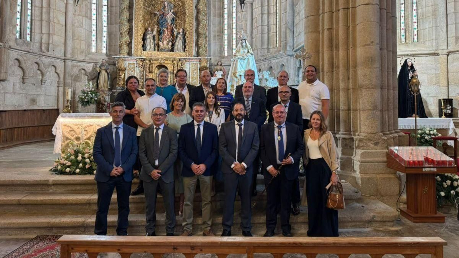 Ofrenda a la Virgen del Portal en Carballeda de Avia