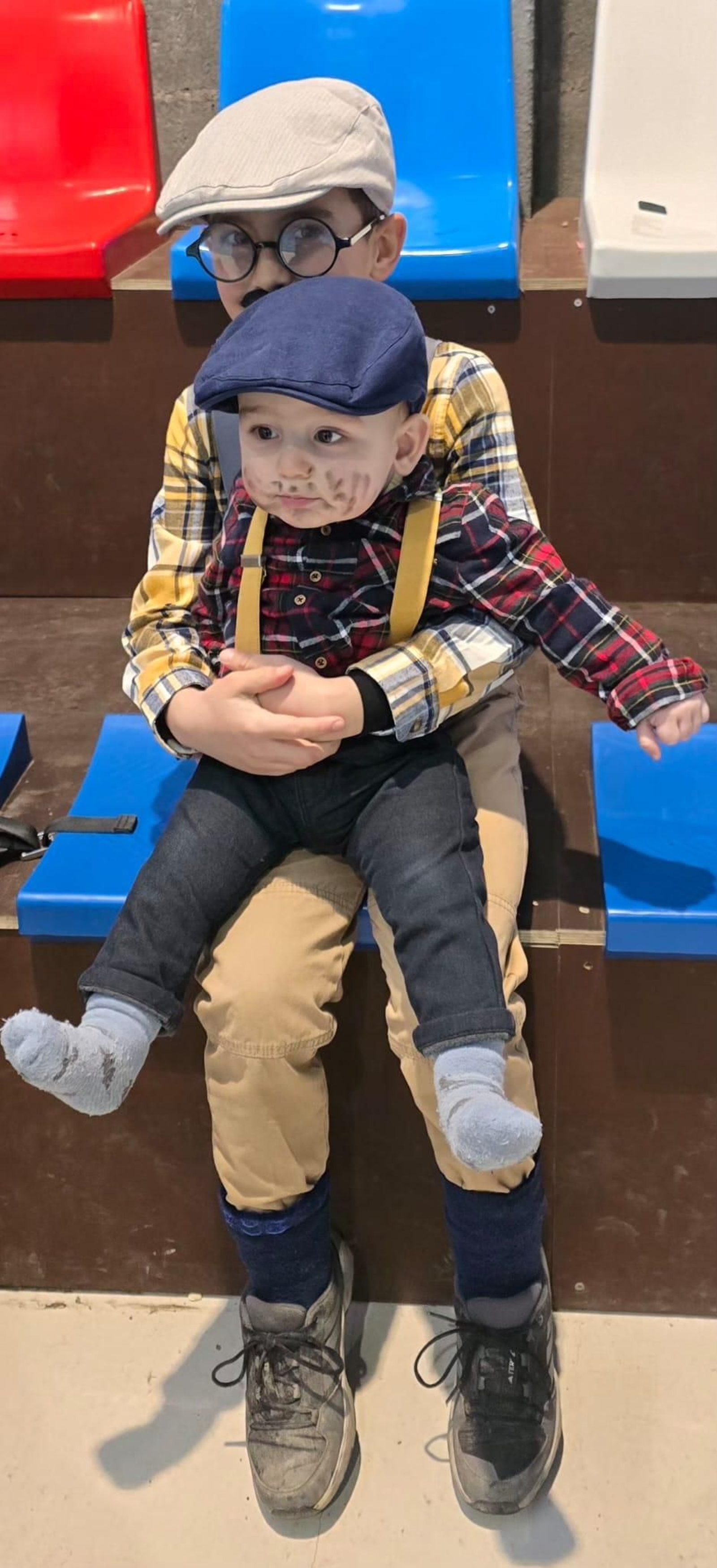 Galería | Castro Caldelas celebra a su Entroido y entrega los premios a los mejores disfraces