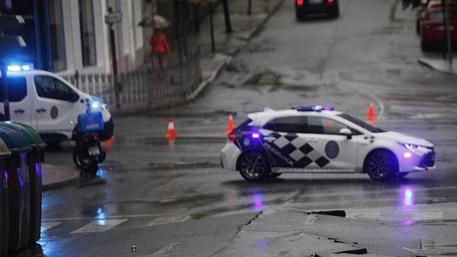 Dos coches de la Policía Local en Ourense