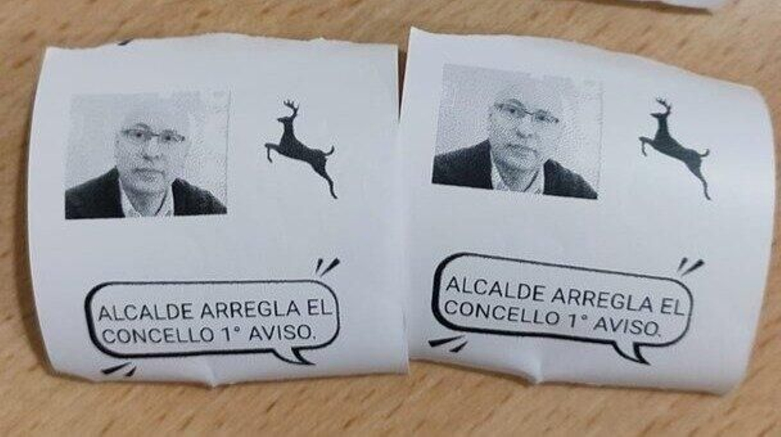 Los papeles con amenazas que se han colocado por el Concello de Barbadás.