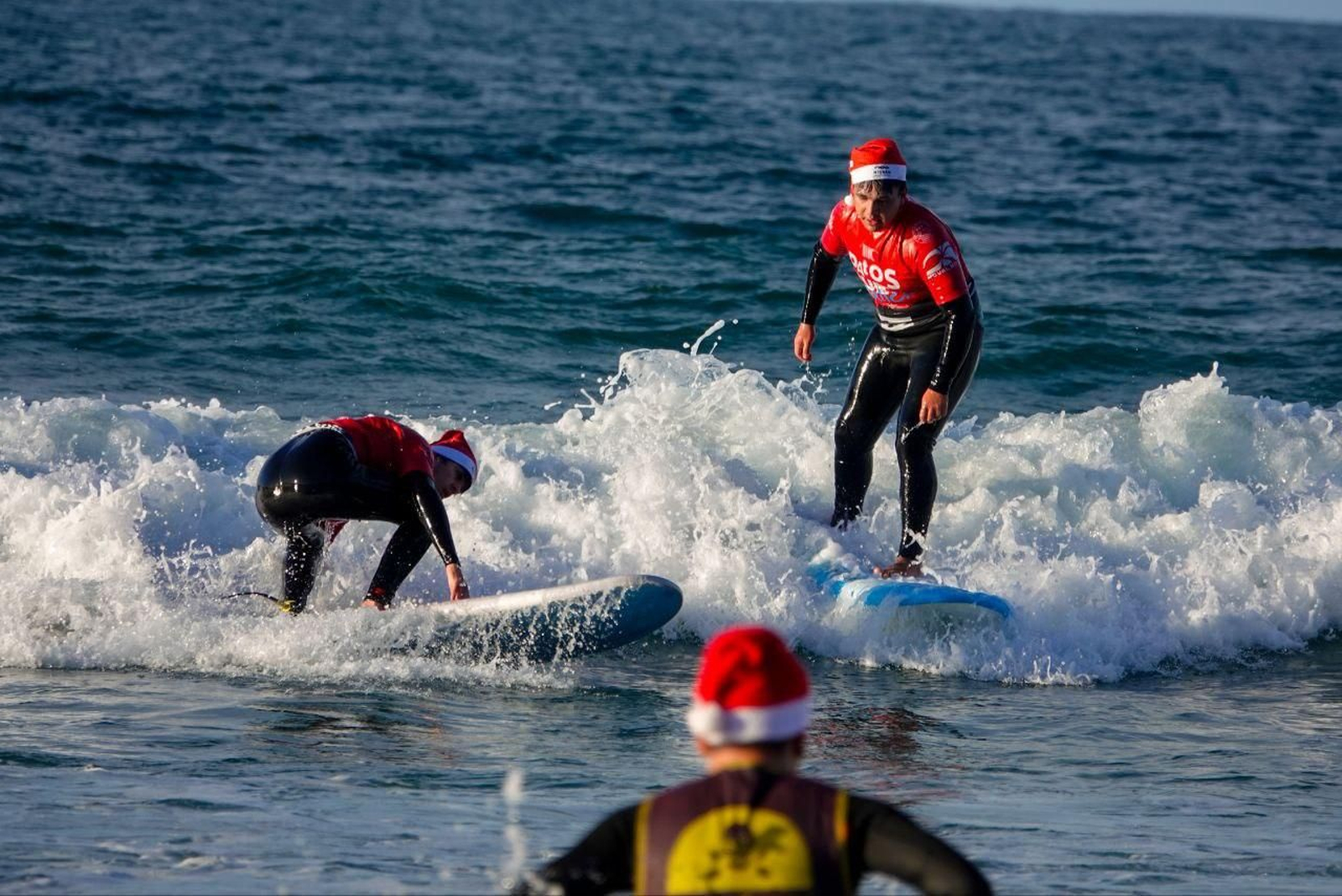 Galería | Papanoeles surfeando en Patos