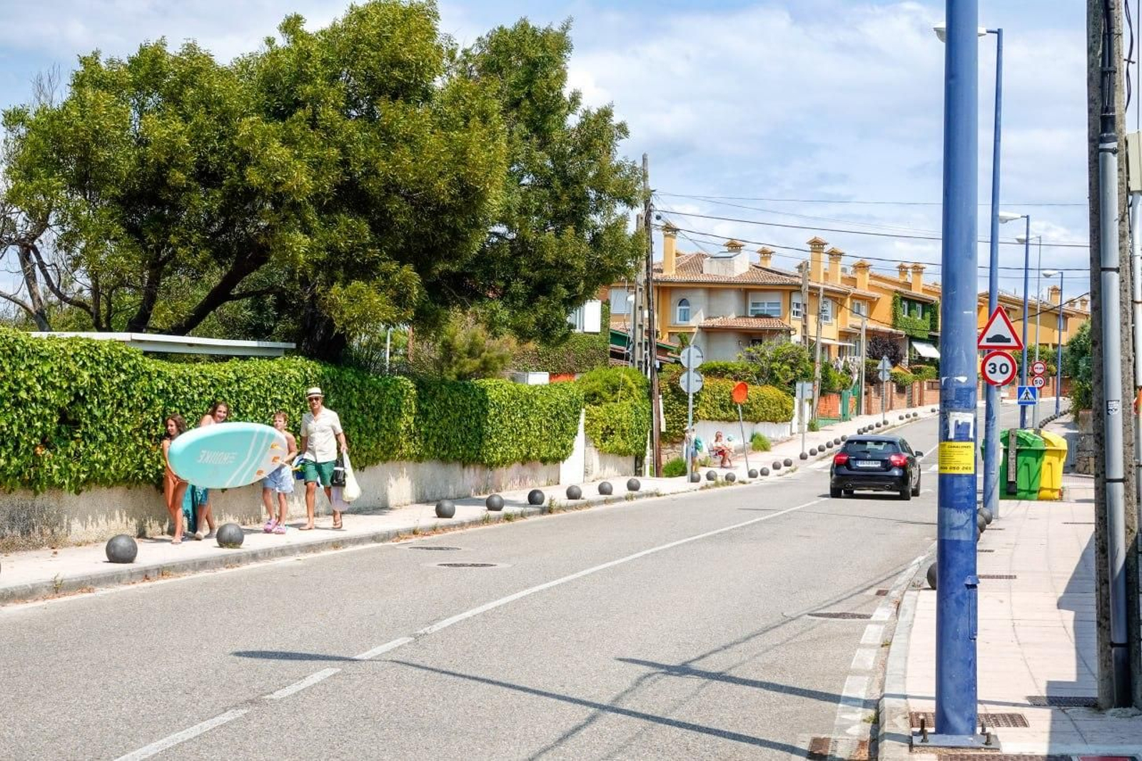 La "gran vía" de Canido, con residencias de lujo.