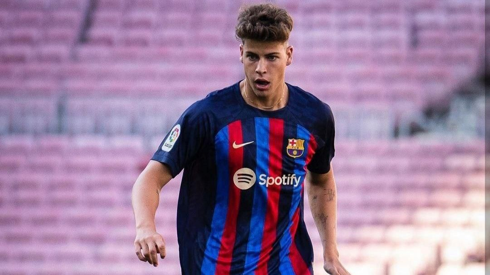 El influencer Arnau Marín con la camiseta del Barça // Instagram (@arnaumarin)