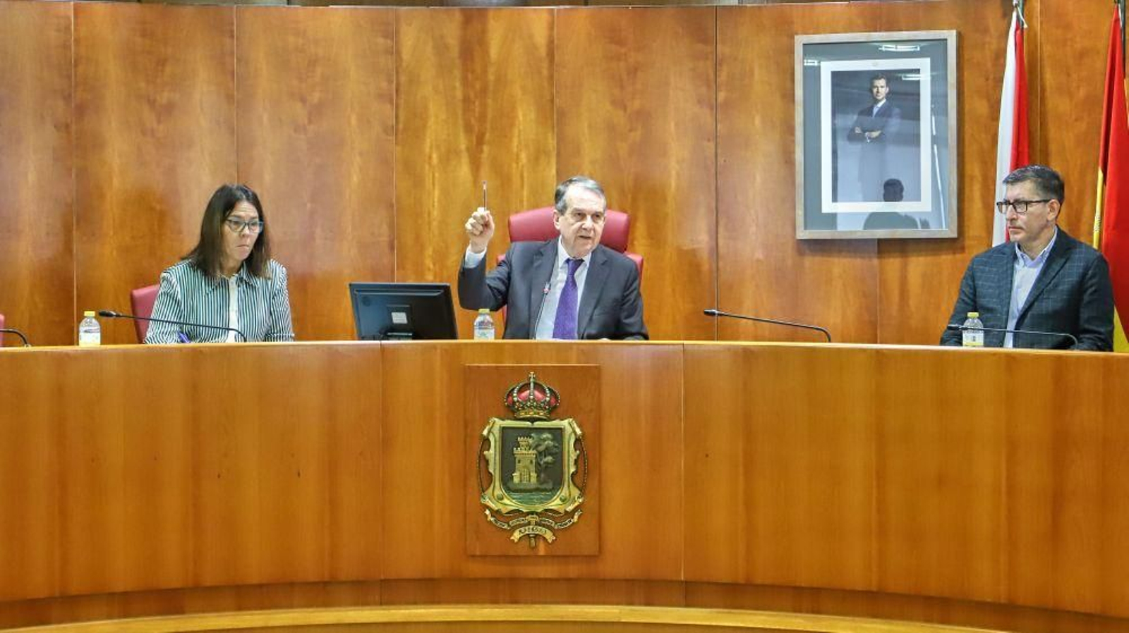 Abel Caballero ayer presidiendo el pleno municipal.