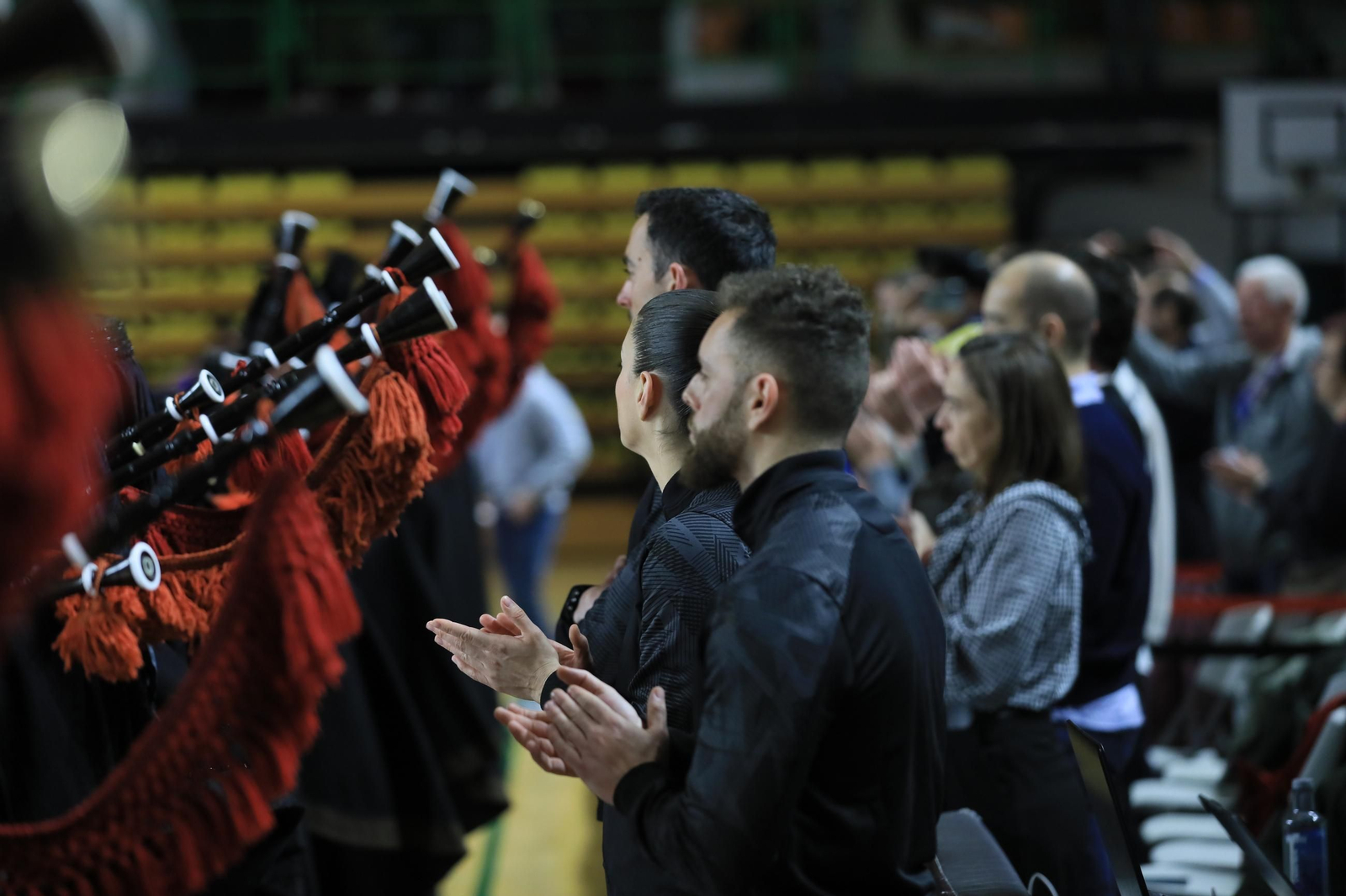 Galería | El Pazo, a reventar para el derbi COB-Obradoiro