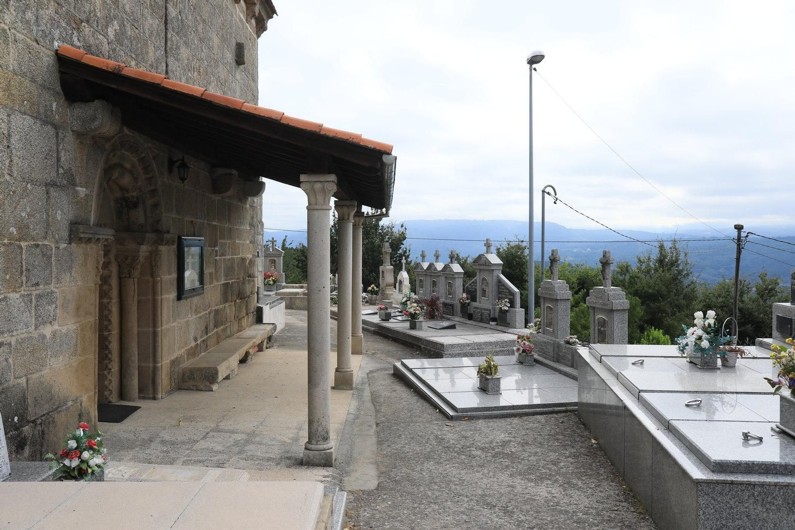 COLES 8/08/2024.- Tesoros por descubrir, Coles. Igrexa de Gustei. José Paz