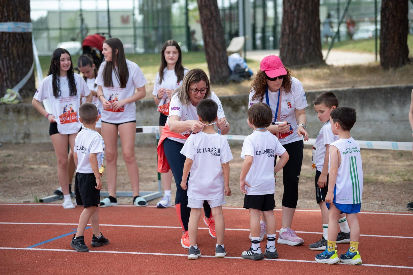 Galería | El atletismo ourensano disfruta en el 1er Trofeo Germán González