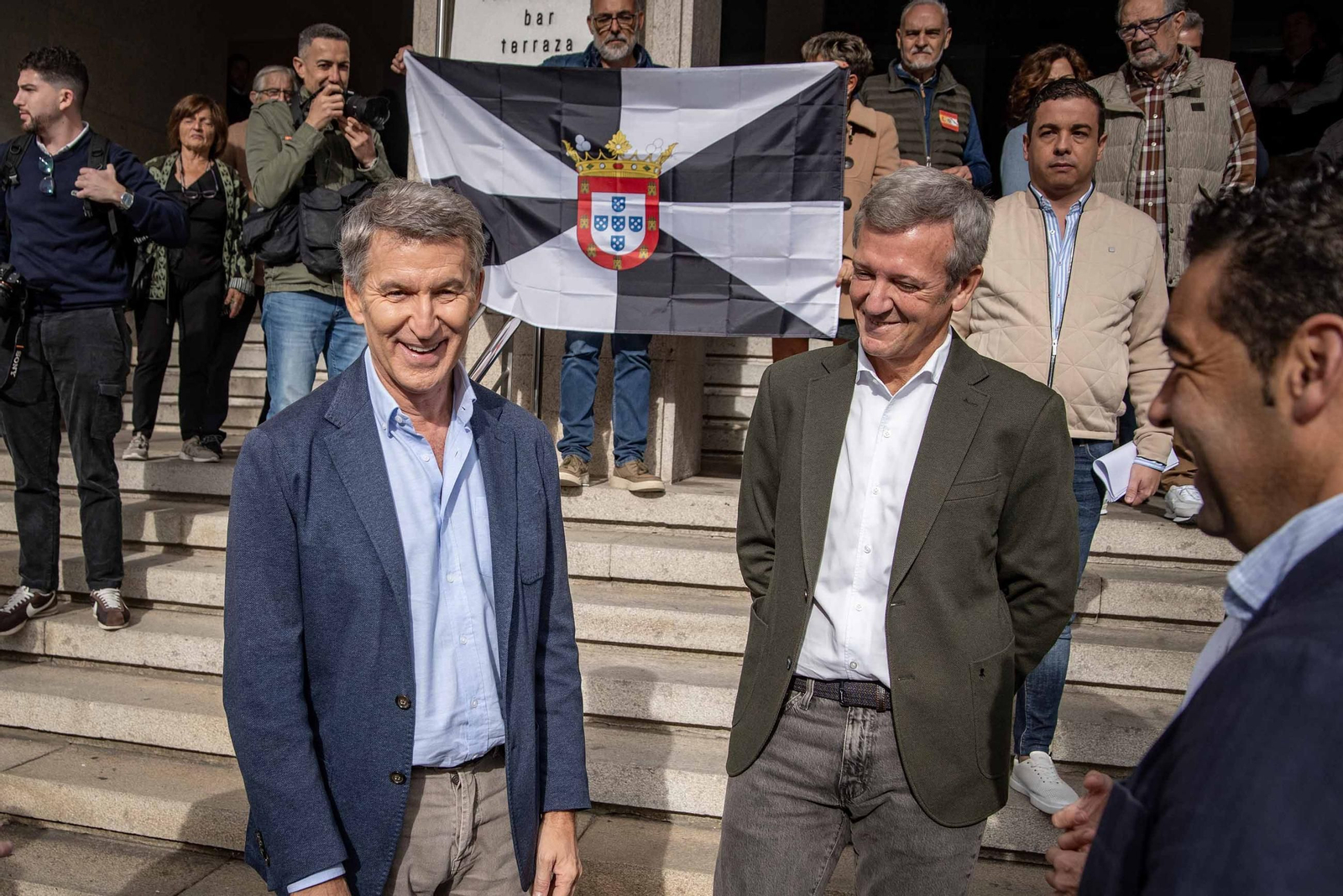 Galería | Feijóo hace parada en Vigo con la precampaña electoral del 29-N