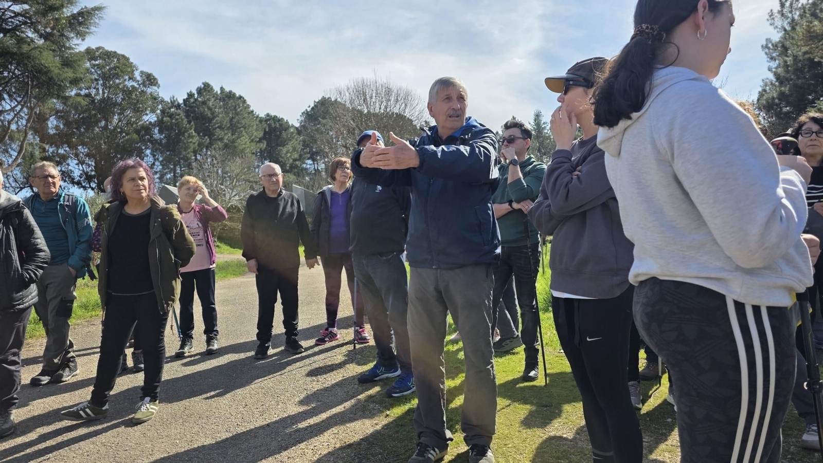 Una ruta que muestra la riqueza arqueológica de Vilamartín de Valdeorras