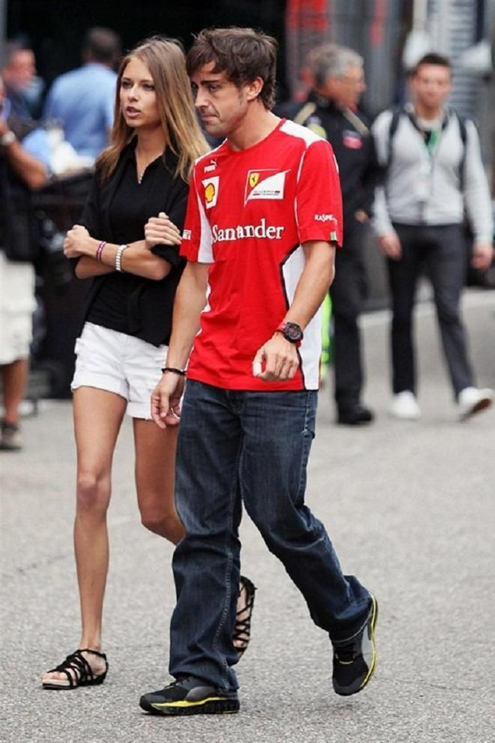 La modelo rusa Dasha Kapustina es la nueva novia de Fernando Alonso