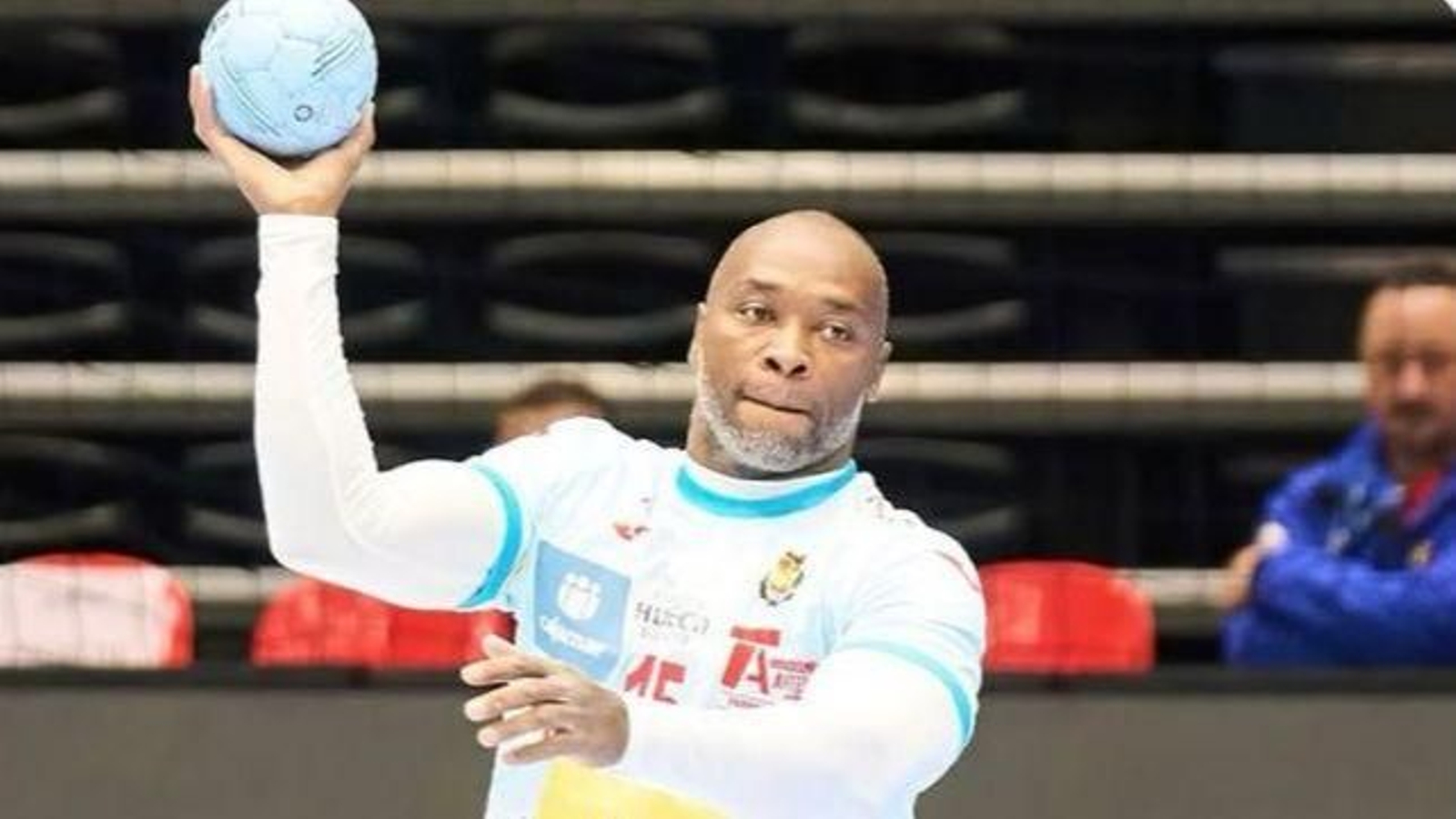 Lorenzo Envo, exjugador del Amfiv, lidera el equipo español.