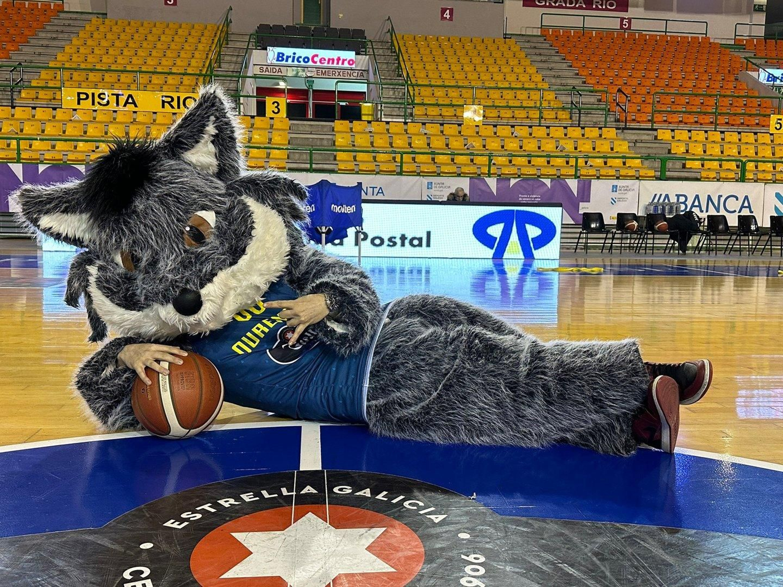 Lobo, la mascota del COB