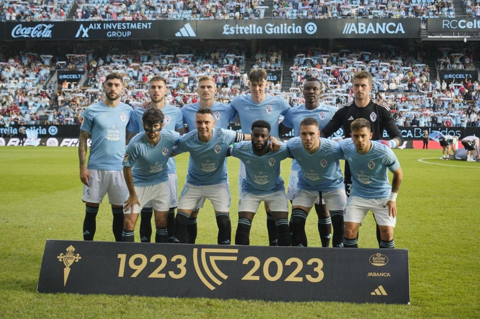 El once inicial celeste en el partido entre el Celta y el Alavés en Balaídos.