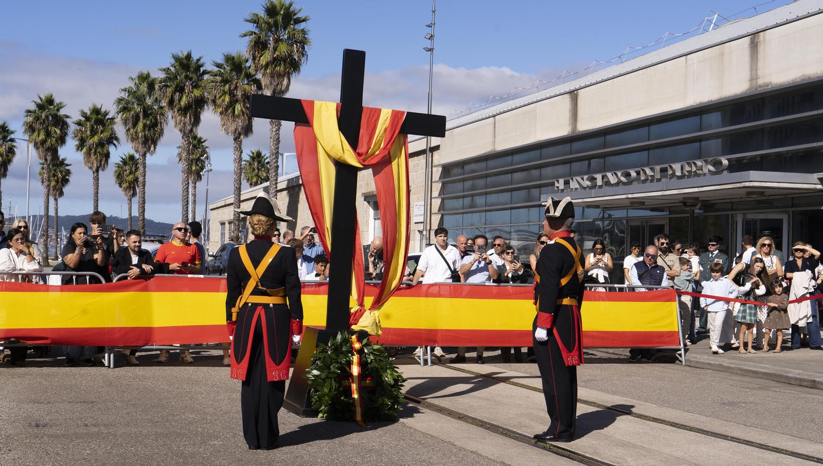 Galería | La Guardia Civil celebra el Día del Pilar en Vigo