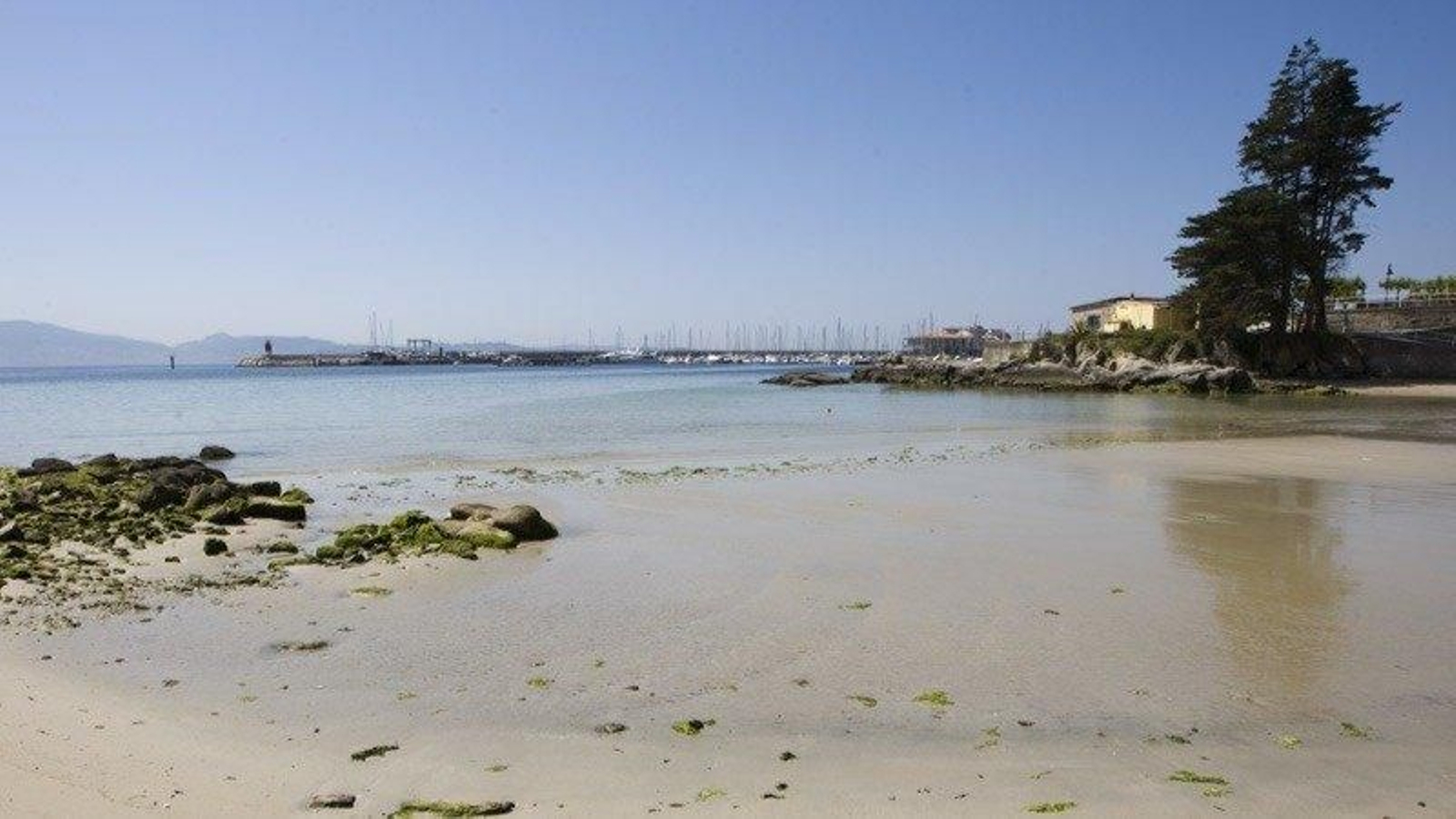 Playa de Lavapanos en Sanxenxo.