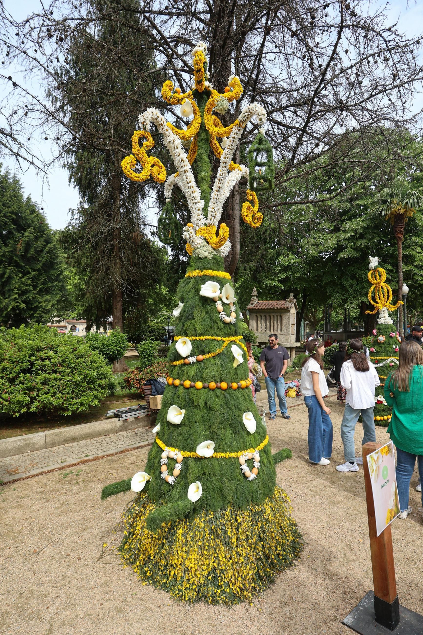 Galería | Muchas flores y música para celebrar los 'maios' en Redondela