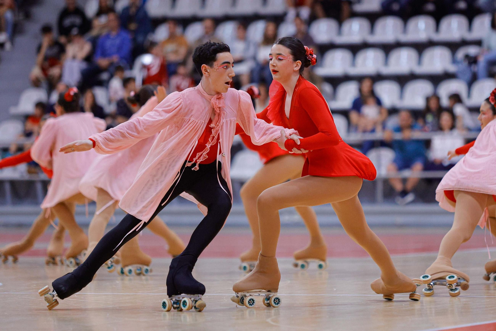 Galería | El pabellón de As Travesas celebra el Día do Patín