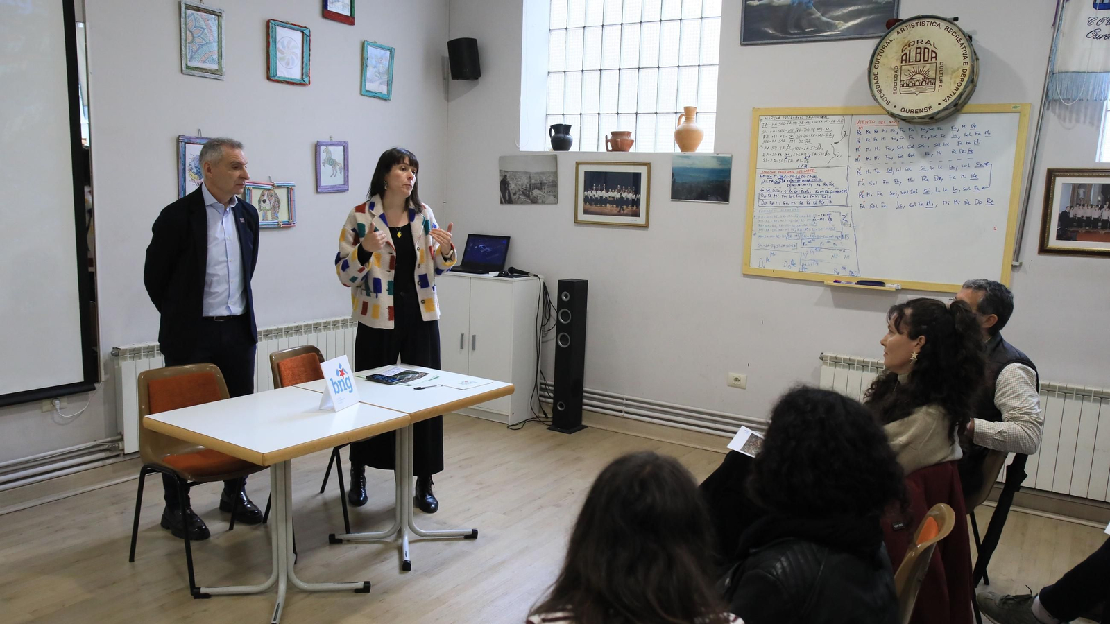 Luis Seara y Ana Pontón en el acto en el que se ha abordado su candidatura.