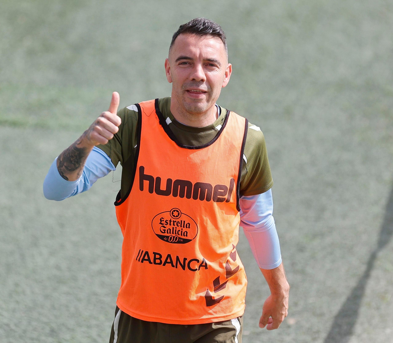 Galería | Aspas sonríe tras sellar su continuidad en el Celta