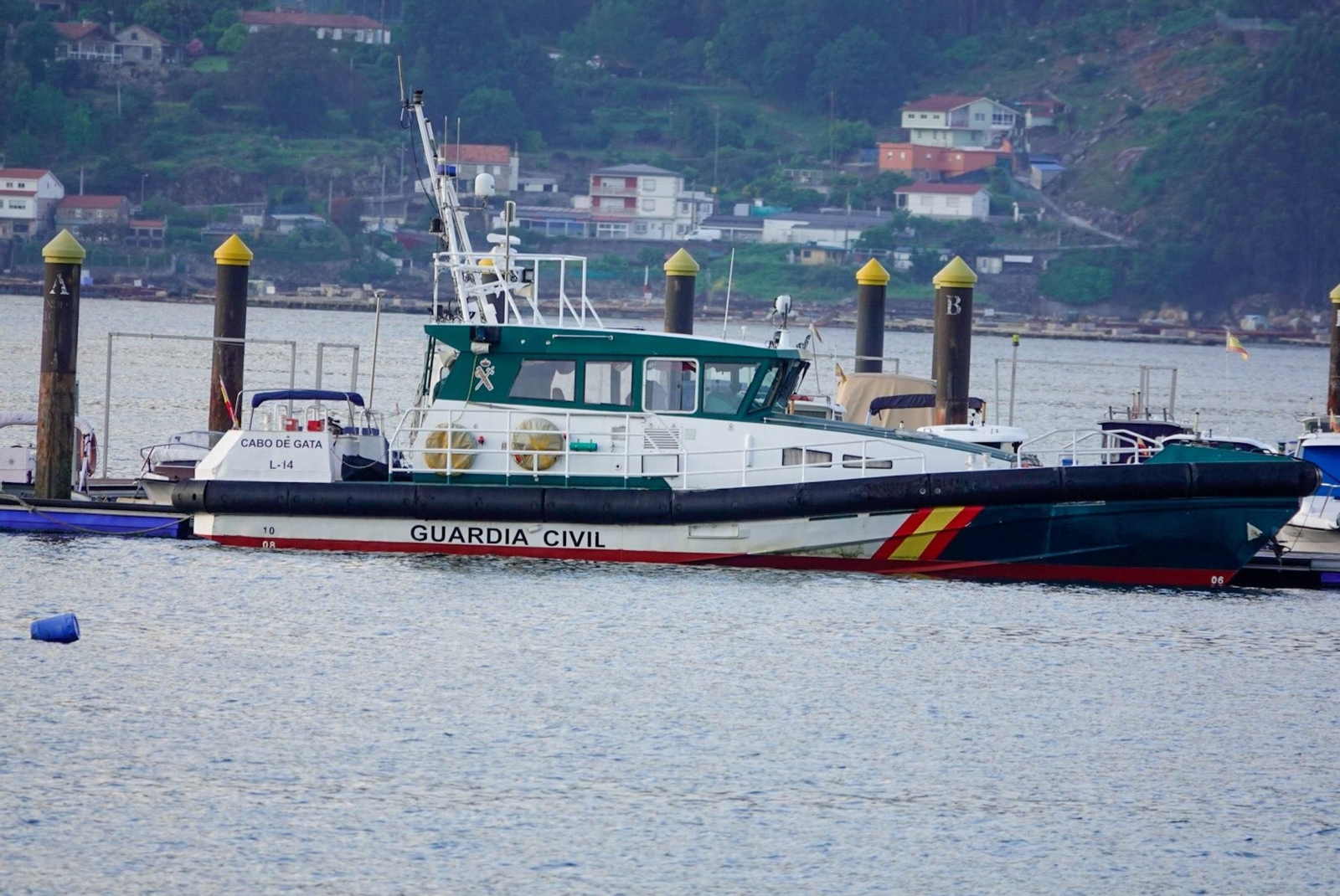 Galería | Un hombre, localizado sin vida entre las bateas en Chapela