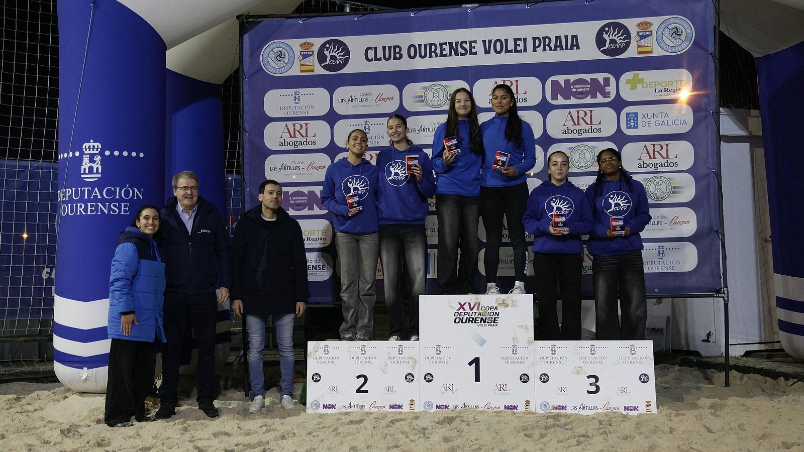 Galería | El voley playa entrega sus reconocimiento a los mejores de la Copa Diputación