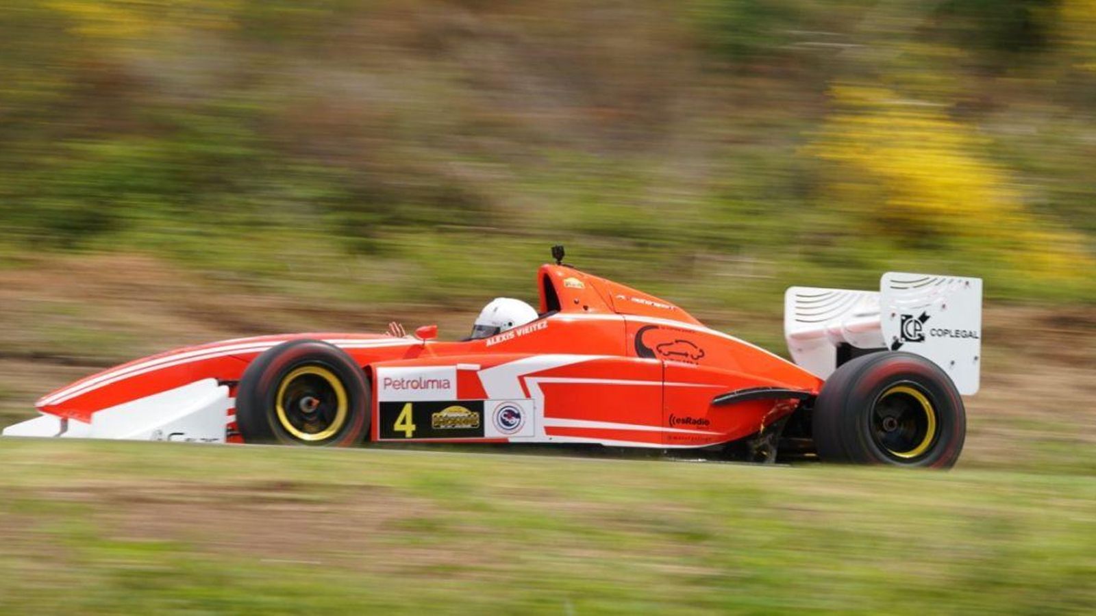Alexis Viéitez logró hacerse con el segundo puesto con su fórmula Lola T96/50.