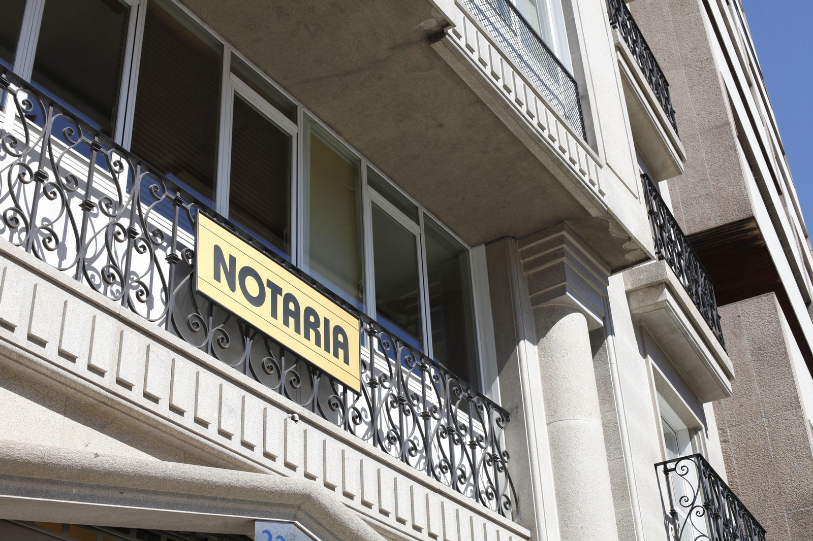 Imagen de una notaría.