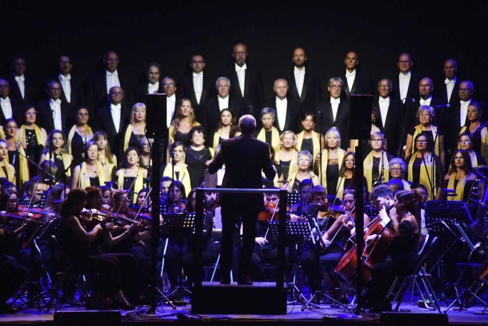 La Coral Casablanca, durante el concierto ofrecido el verano pasado en Castrelos.