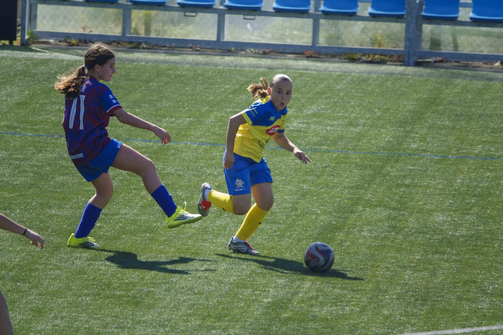 Galería | El fútbol femenino se cita en A Madroa para la II Copa Máis Enerxía