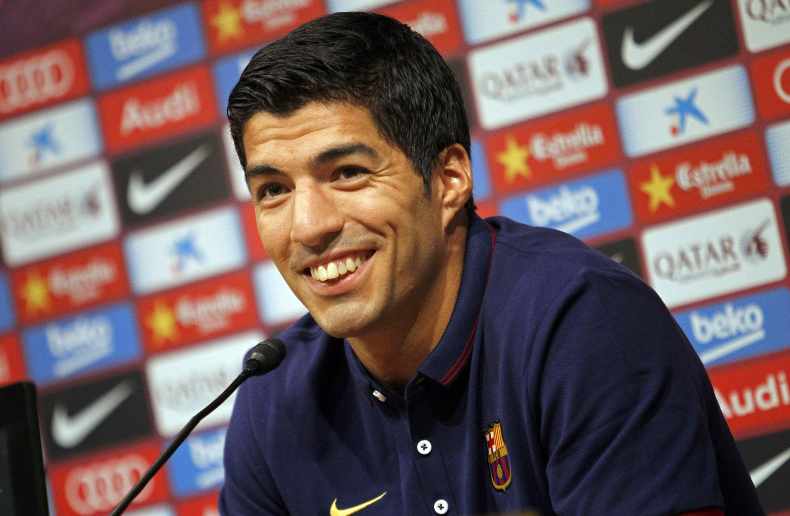 El delantero uruguayo Luis Suárez, durante su presentación oficial como nuevo jugador azulgrana