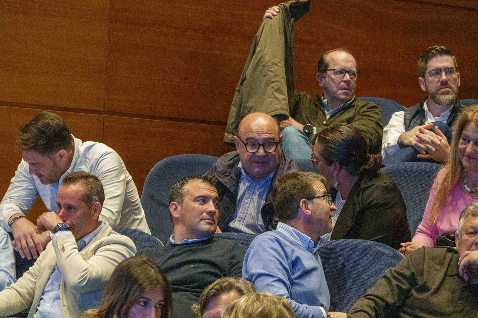 Galería | Rueda lidera el acto del PPdeG en Vigo y hace balance del mandato