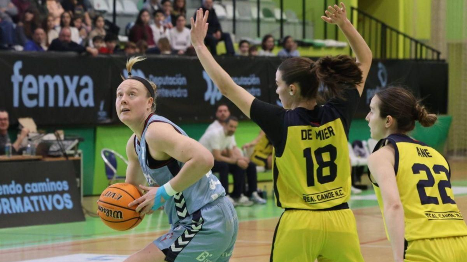 Jessica Kelliher, con 23 puntos, fue la máxima anotadora en el partido del Celta ayer ante el Canoe.