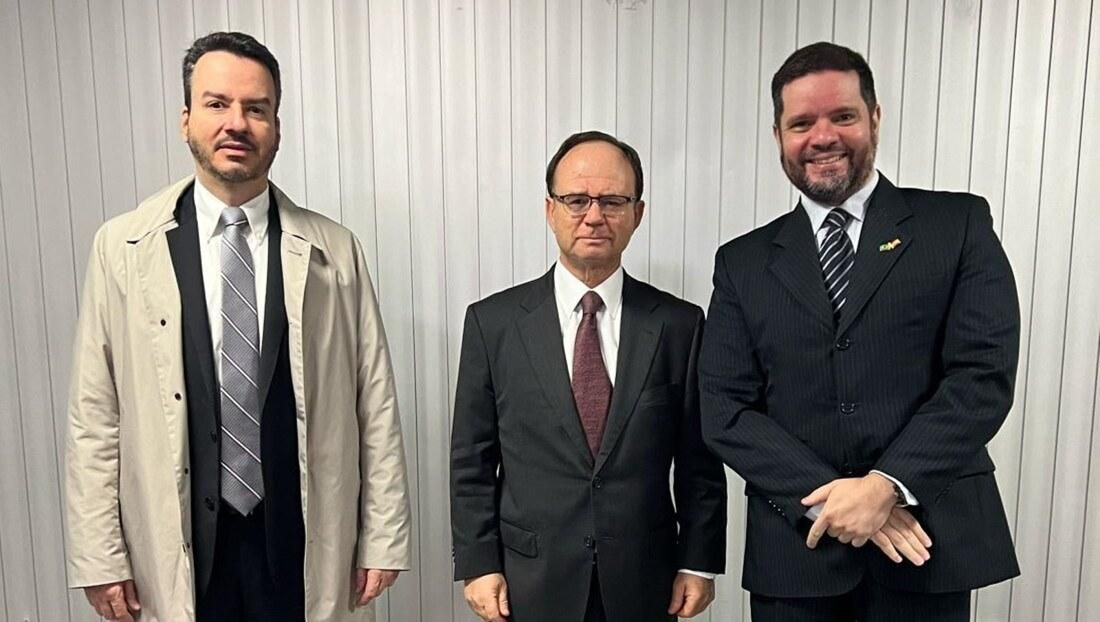 De izquierda a derecha, Fernando Rodríguez Martínez, Pablo Montesino-Espartero Velasco, Cónsul Gral. de España en São Paulo y Felipe Pousada Prado.