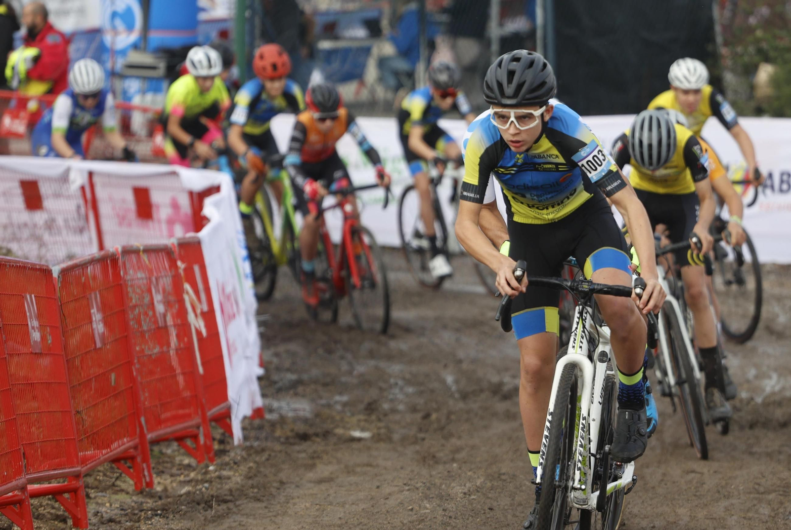 Galería | El ciclocross toma Porriño con una prueba puntuable de la Copa Galicia