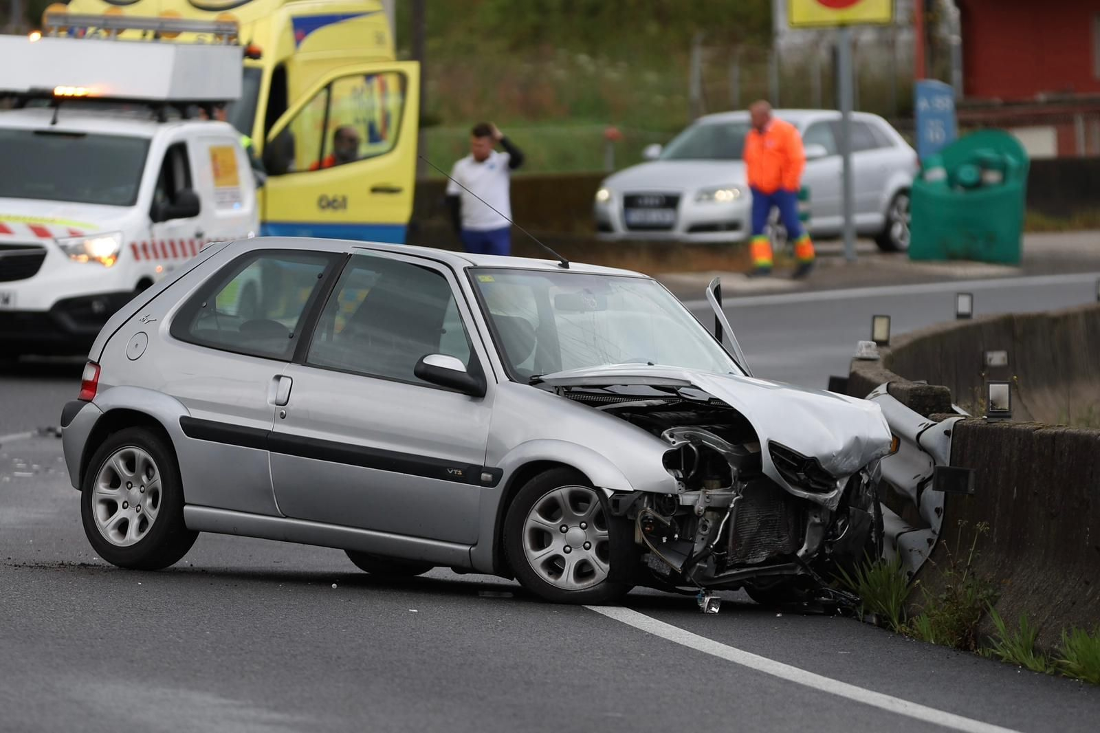 Estado en el que quedó el vehículo al salirse de la vía en la A-55.