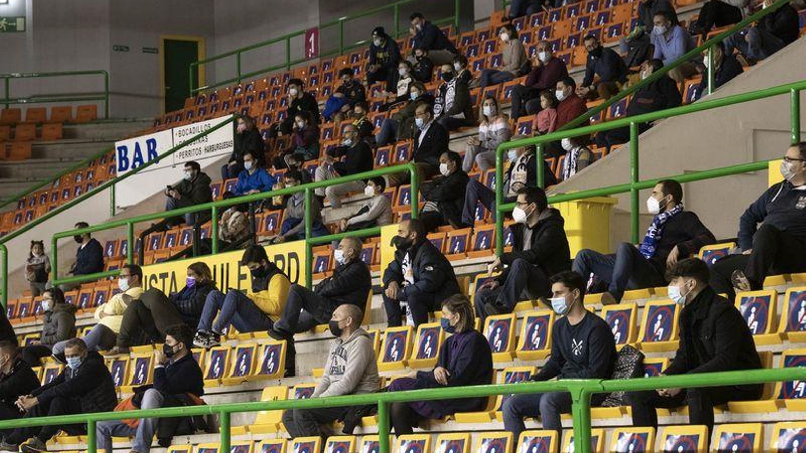 OURENSE (PAZO DOS DEPORTES PACO PAZ). 23/12/2020. OURENSE. Partido de baloncesto entre el COB y el Valladolid. FOTO: ÓSCAR PINAL 