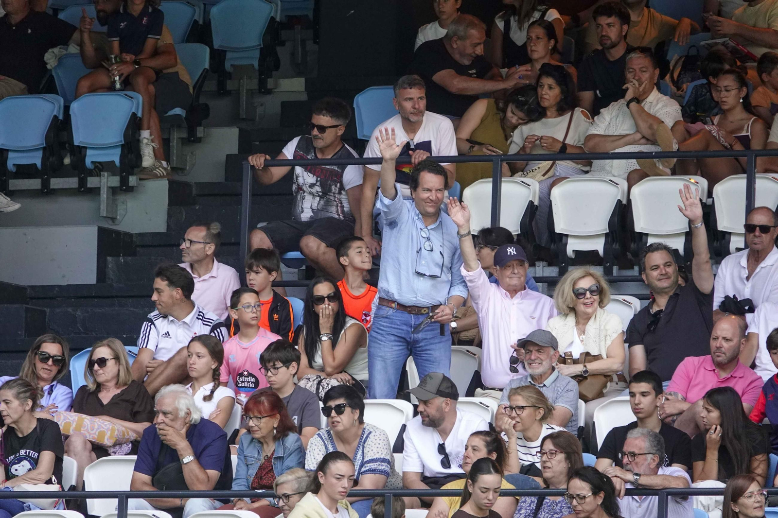 Galería | Balaídos despide la Vigo Cup con el acto de clausura y entrega de medallas