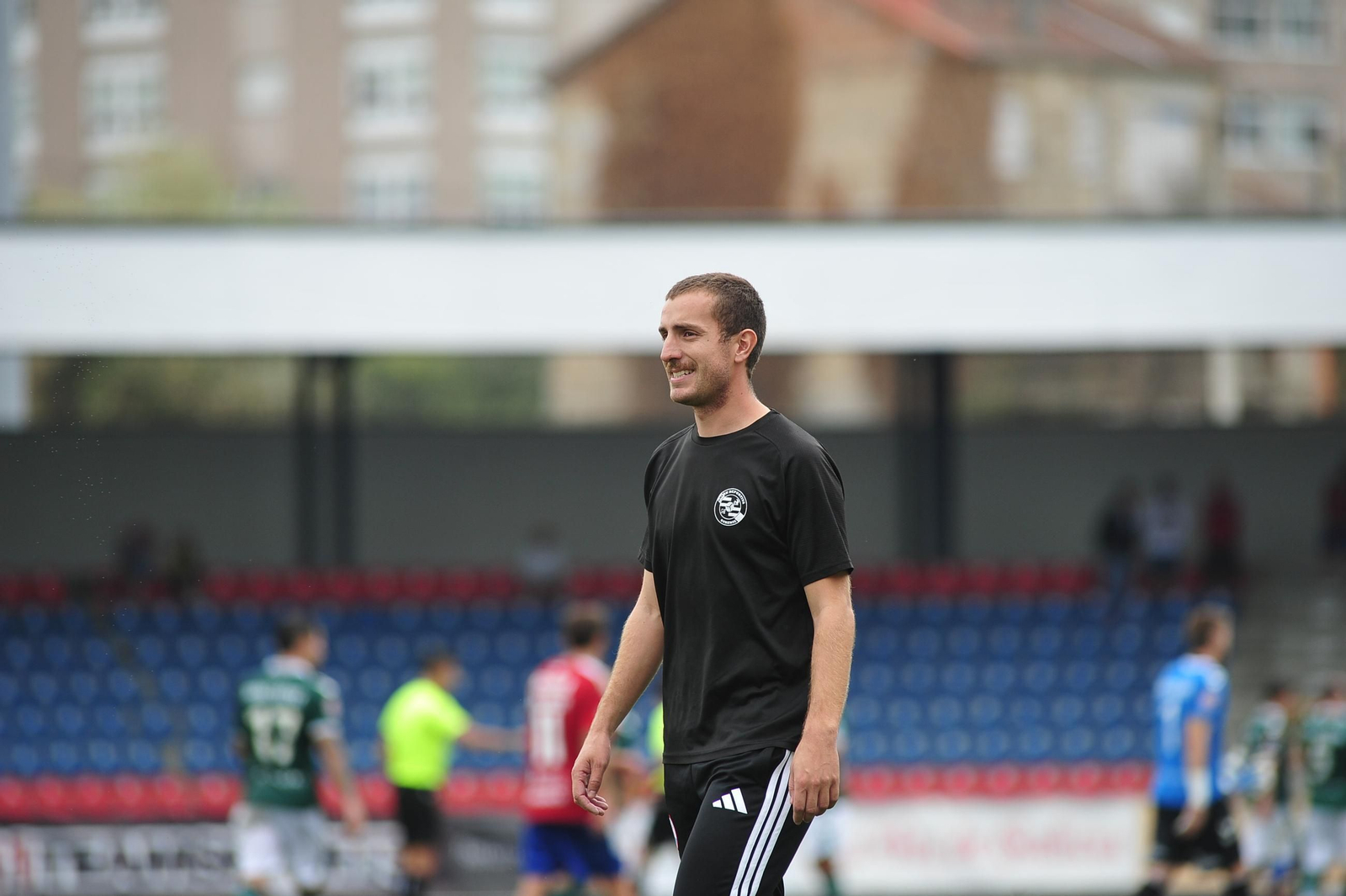Galería | O Couto disfruta del buen tiempo y el empate de la UD Ourense ante el Cacereño