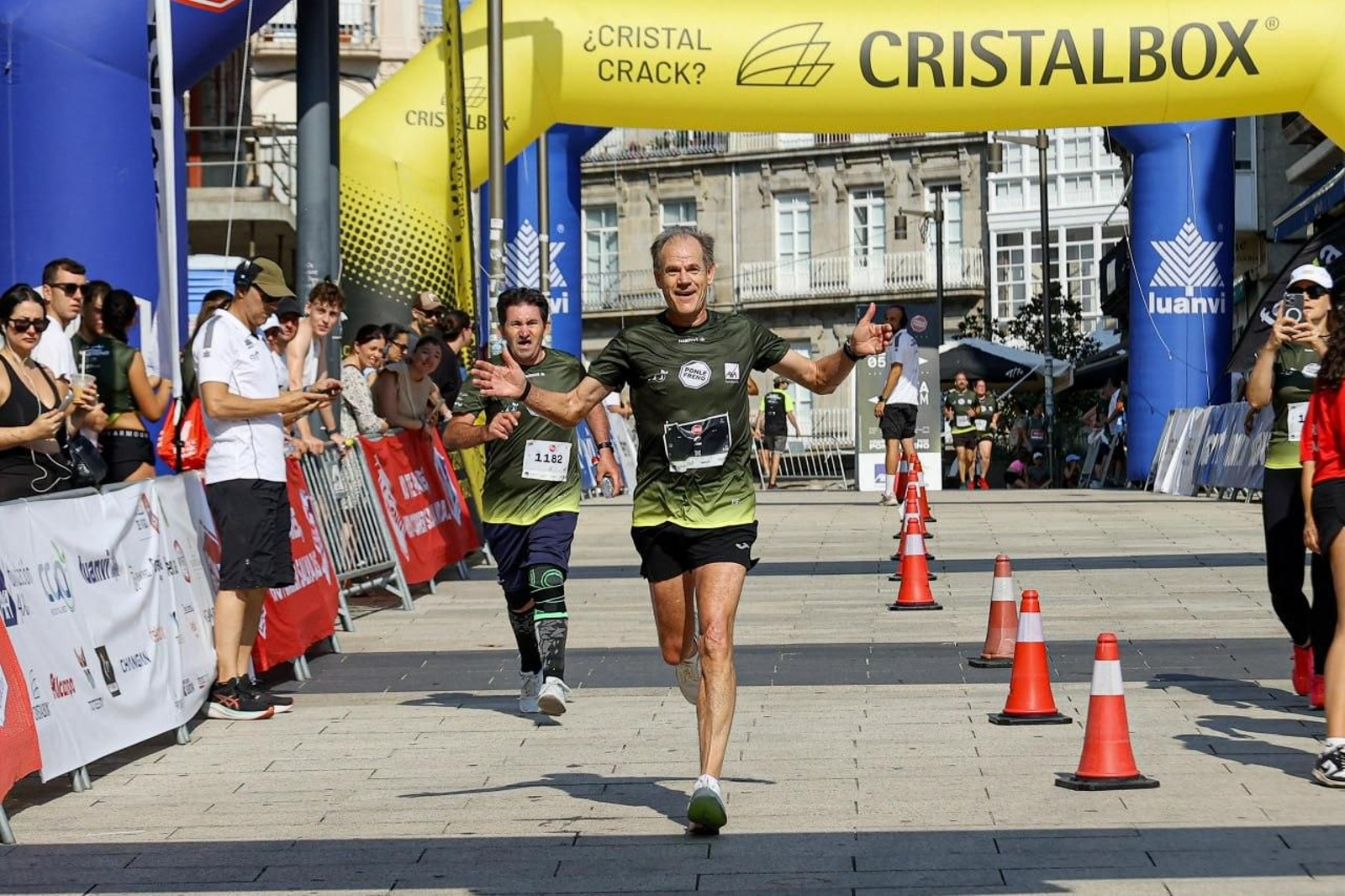 Galería | Mario Rodríguez y Mar Sola conquistan la Ponle Freno de Vigo