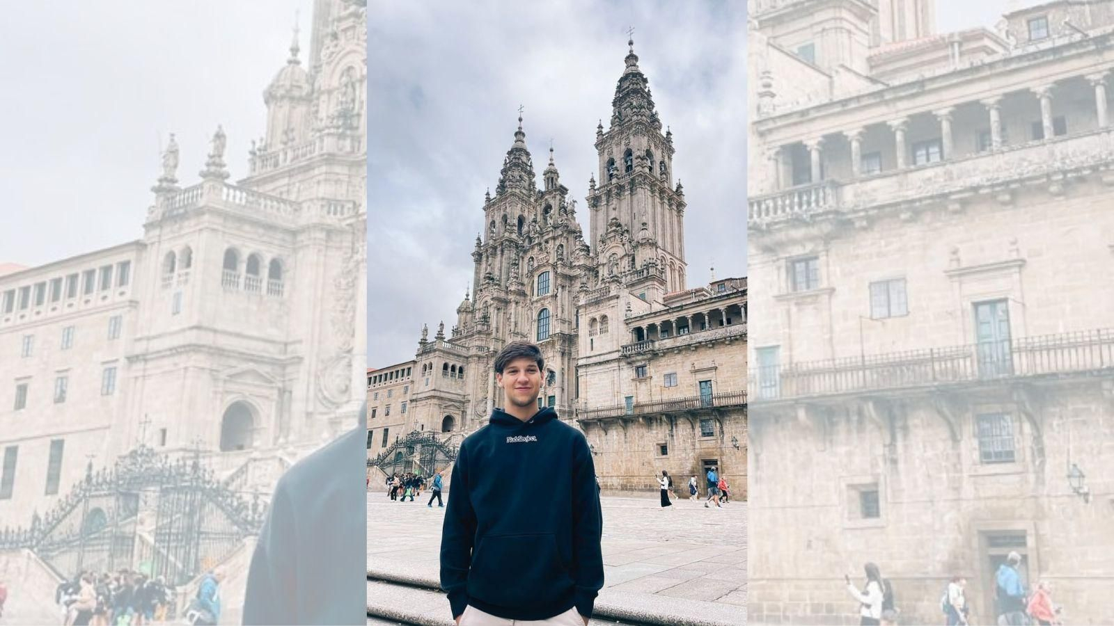 Iago Núñez visitando Compostela.