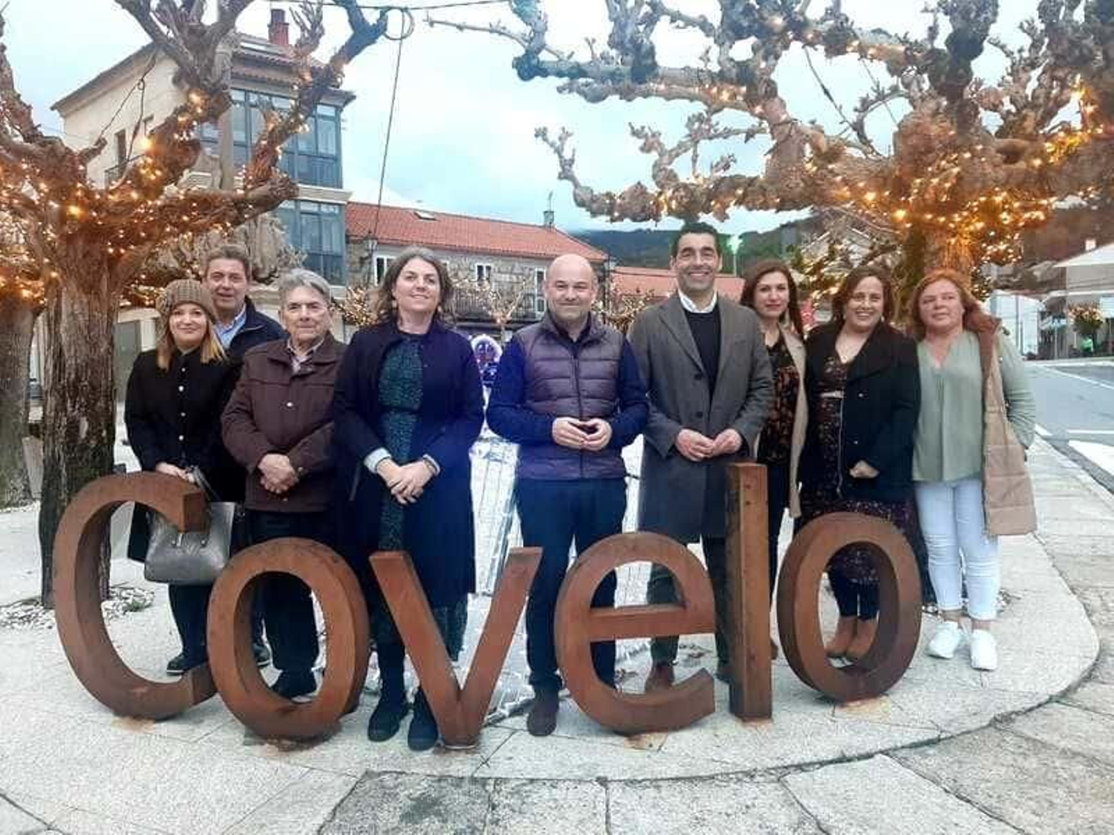 El alcalde de Covelo a principios de año con el presidente de la Diputación