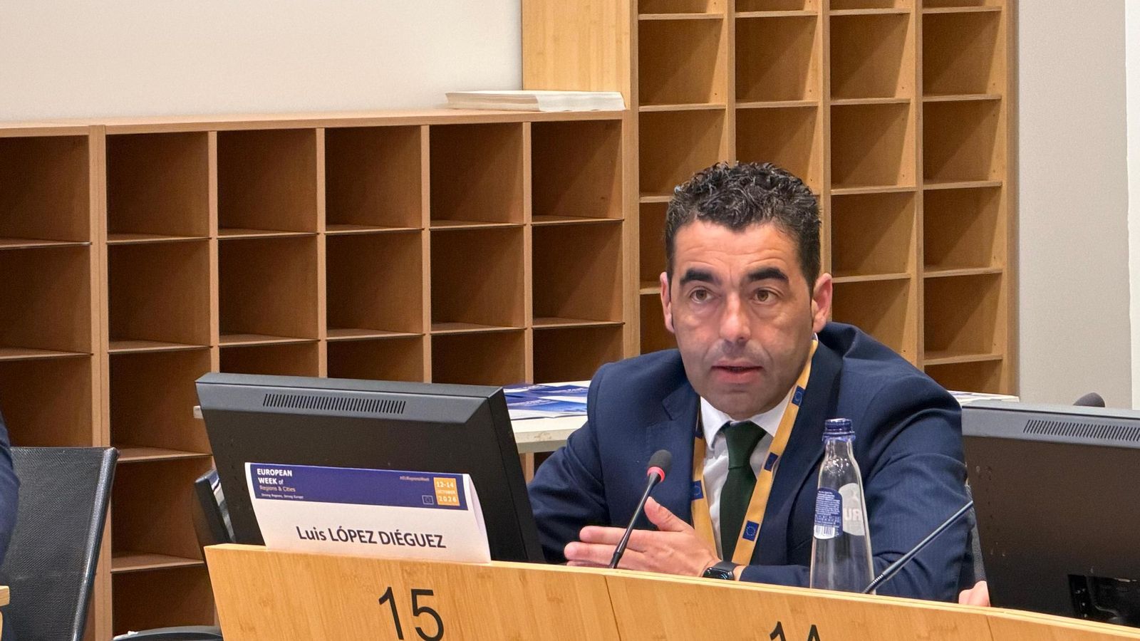 Luis López durante su intervención en Bruselas.
