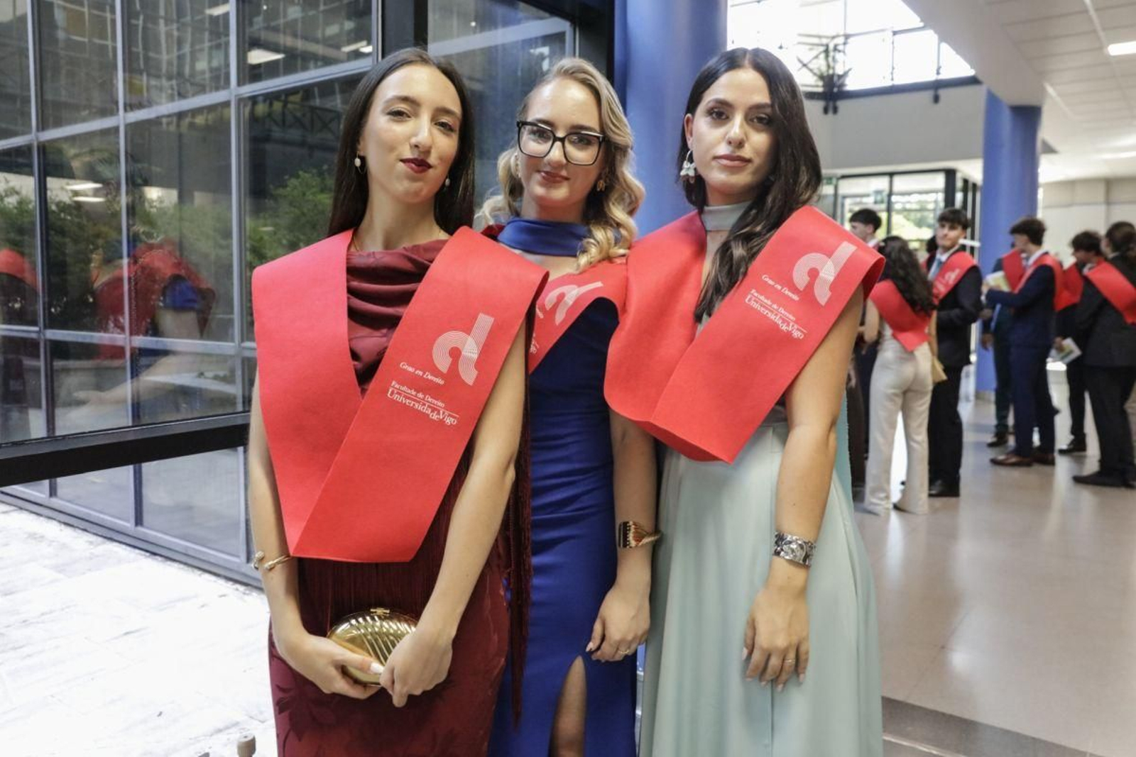 Paloma, Diana y Elsa.