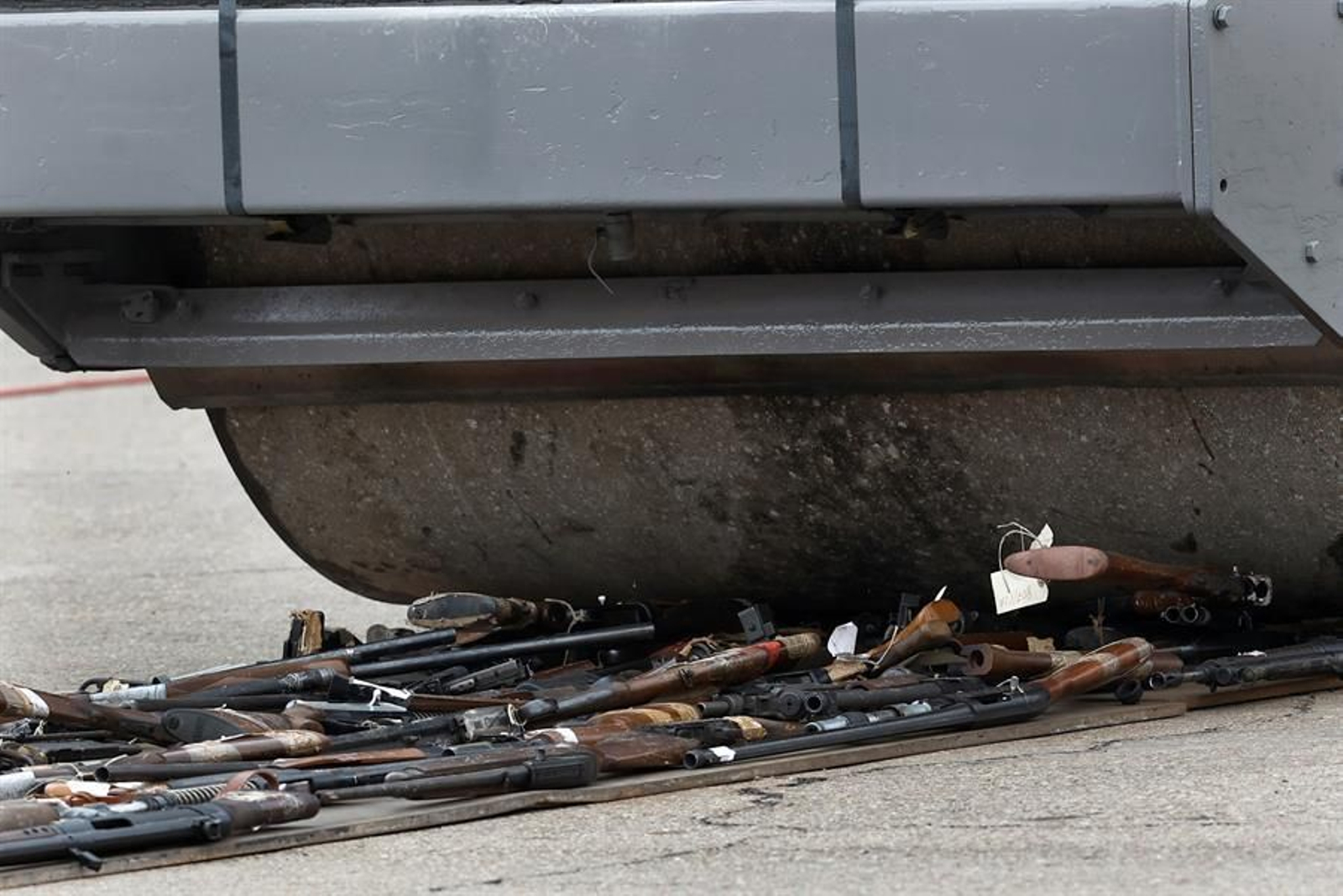 Armas de ETA destruidas (EFE).