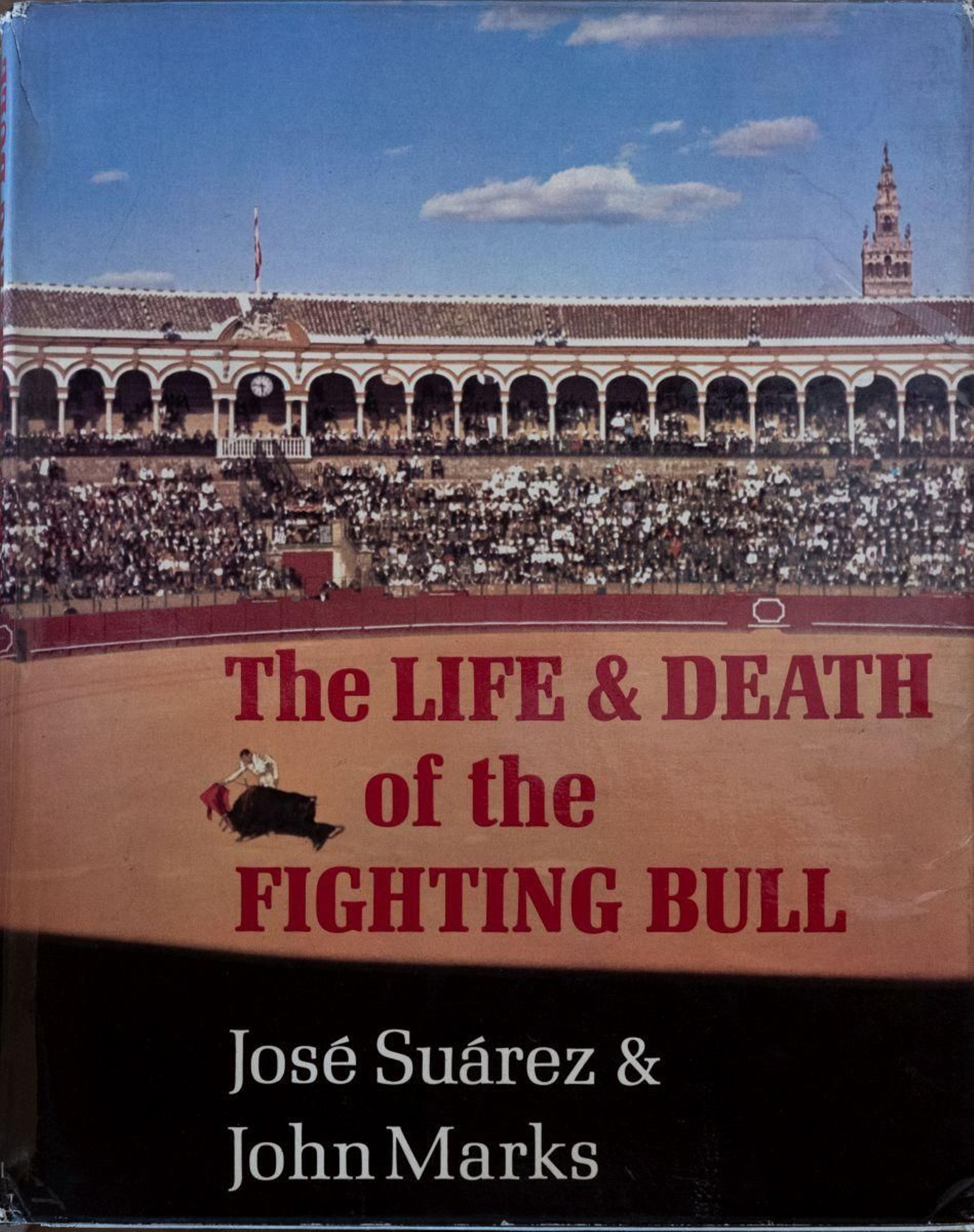 Portada de su libro sobre el toro de lidia.