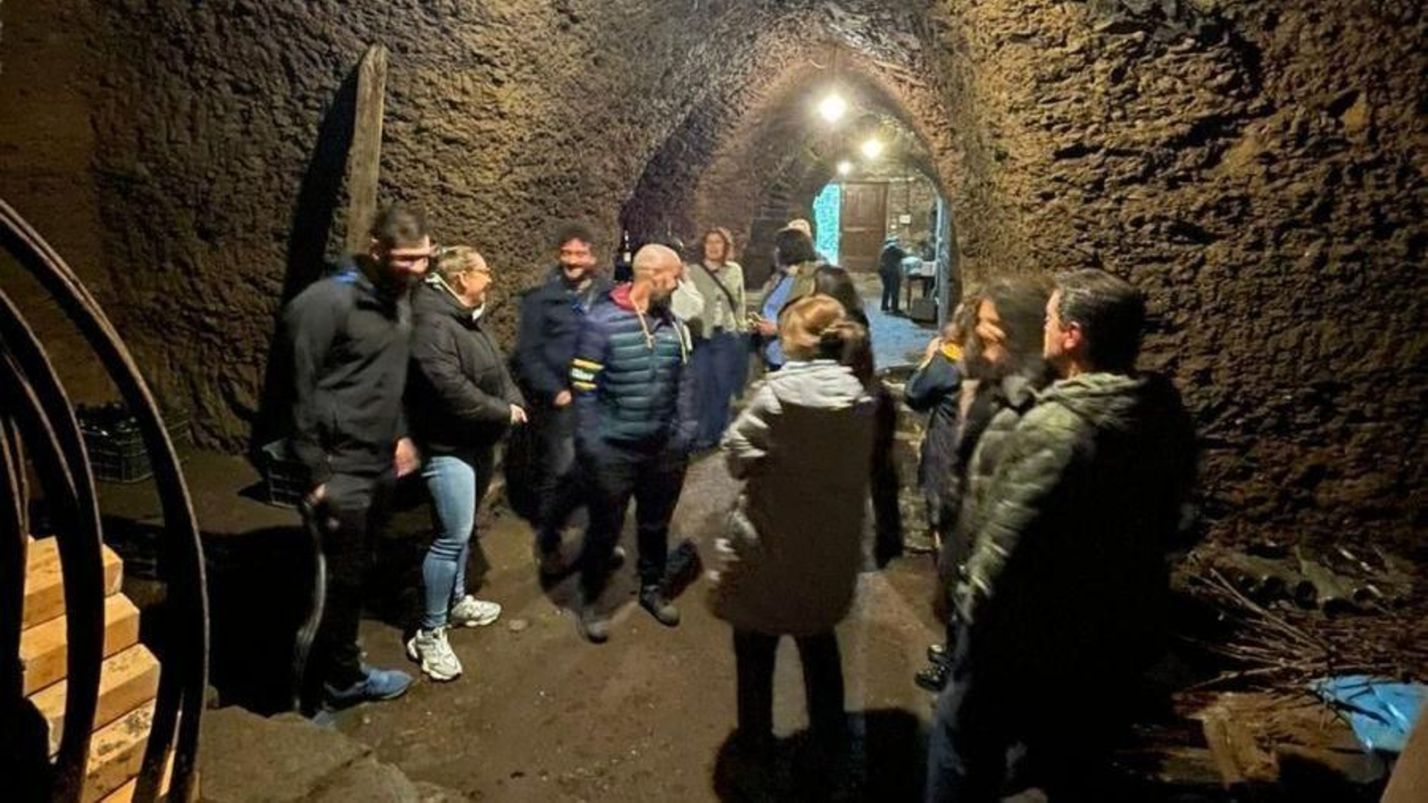 Visita a la cova de Adega Alan de Val, en A Rúa.